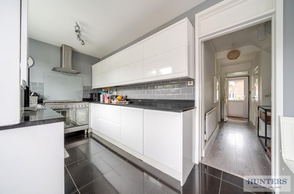 Property photo 3 of 22 Ca8A86A2-7086-4744-9946-151853c75d61.Jpg