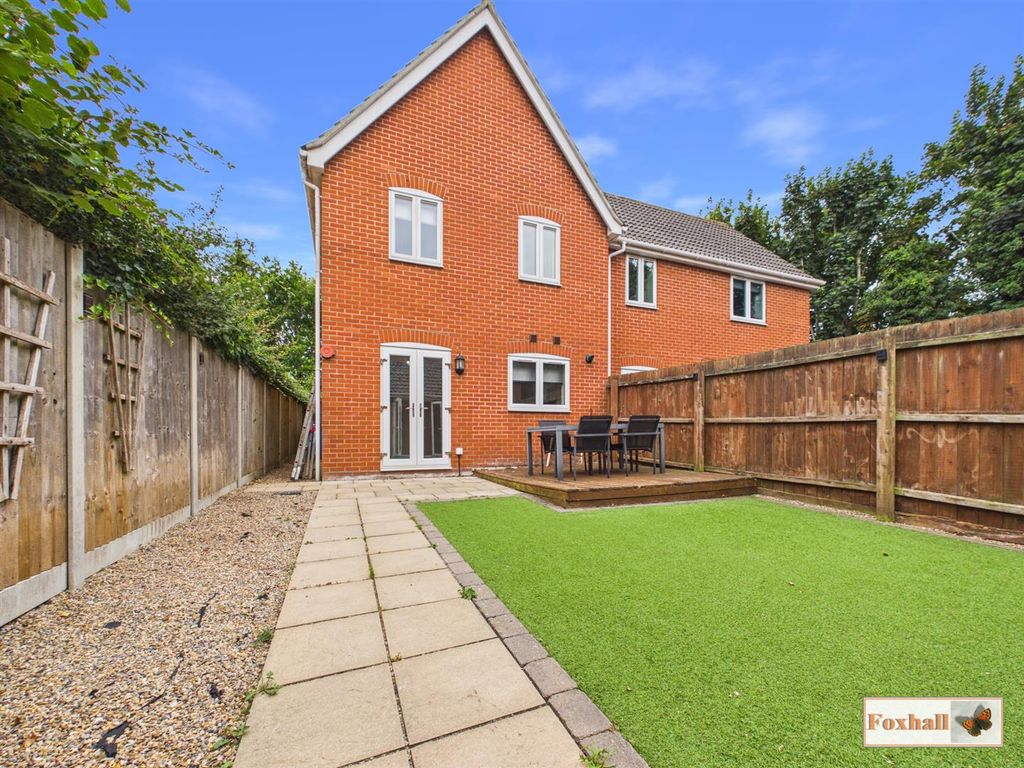 Property photo 2 of 19 Rear Garden