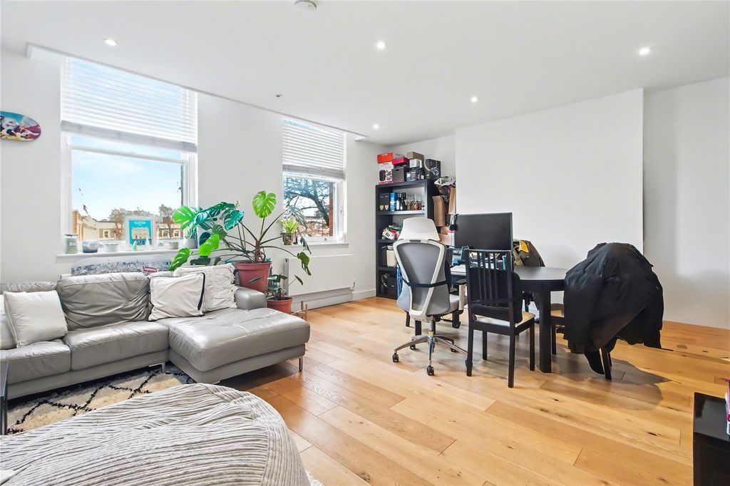 Property photo 1 of 12 Picture No. 01