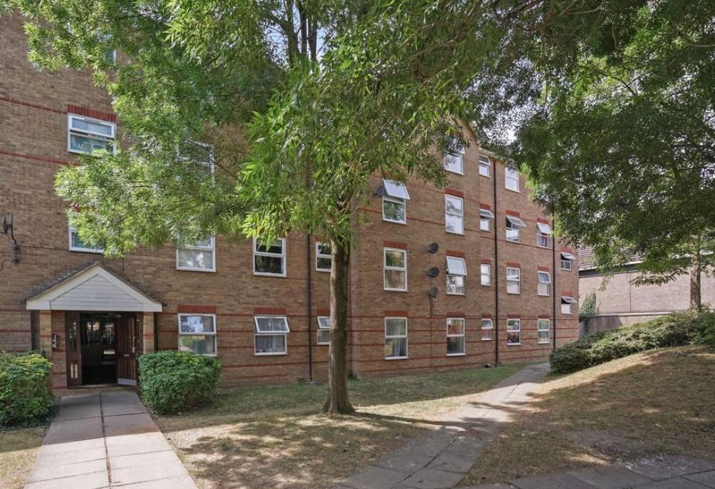 Property photo 1 of 6 4765030