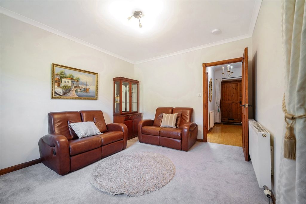 Property photo 3 of 15 Picture No. 13