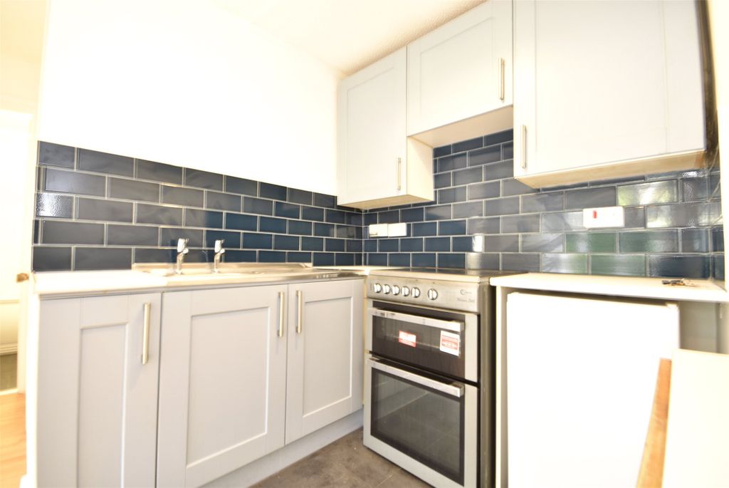 Property photo 3 of 7 Kitchen Area