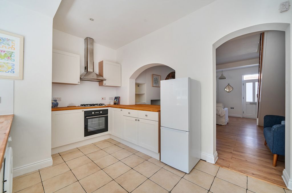 Property photo 3 of 13 1455444-16-69F483...