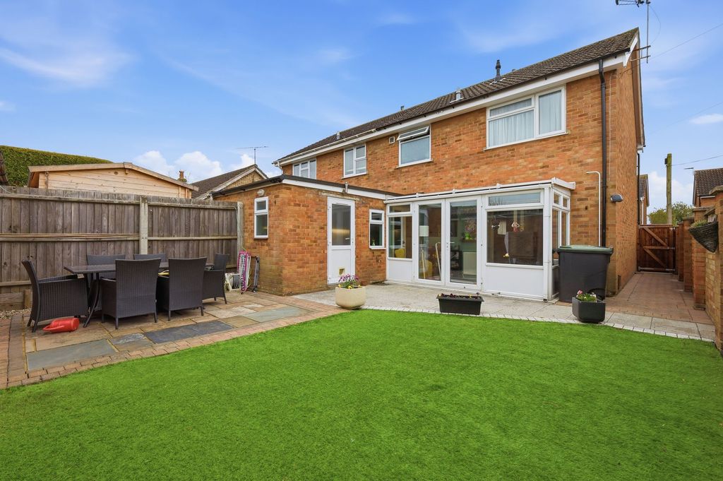 Property photo 3 of 16