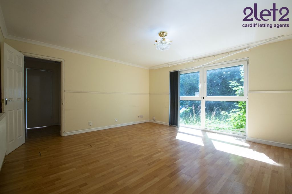 Property photo 3 of 10 Photo 3