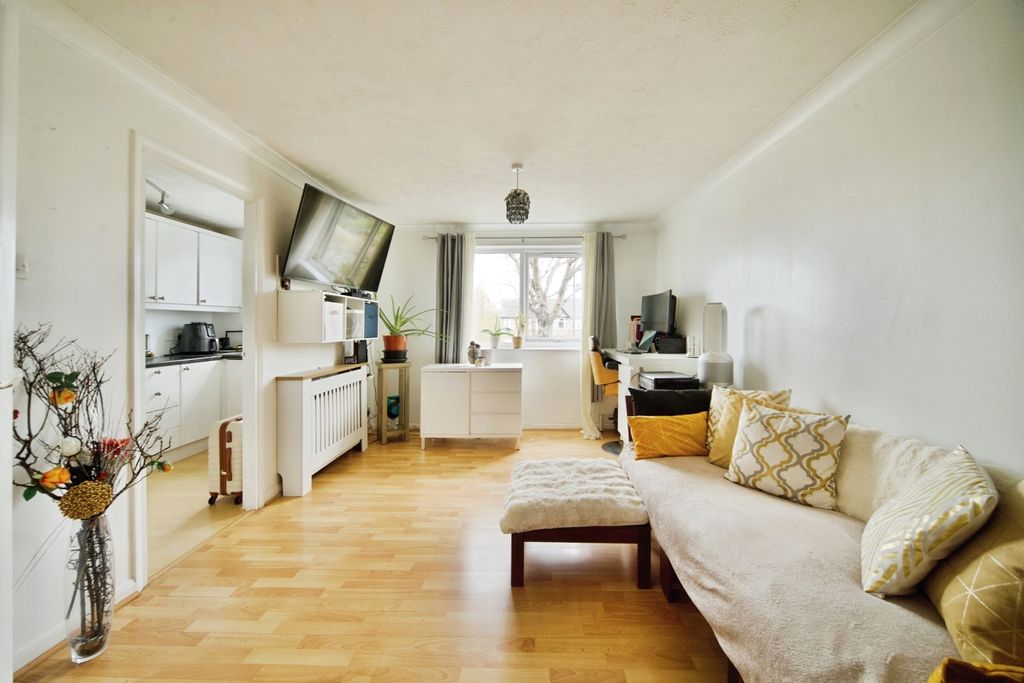 Property photo 2 of 13 Photo