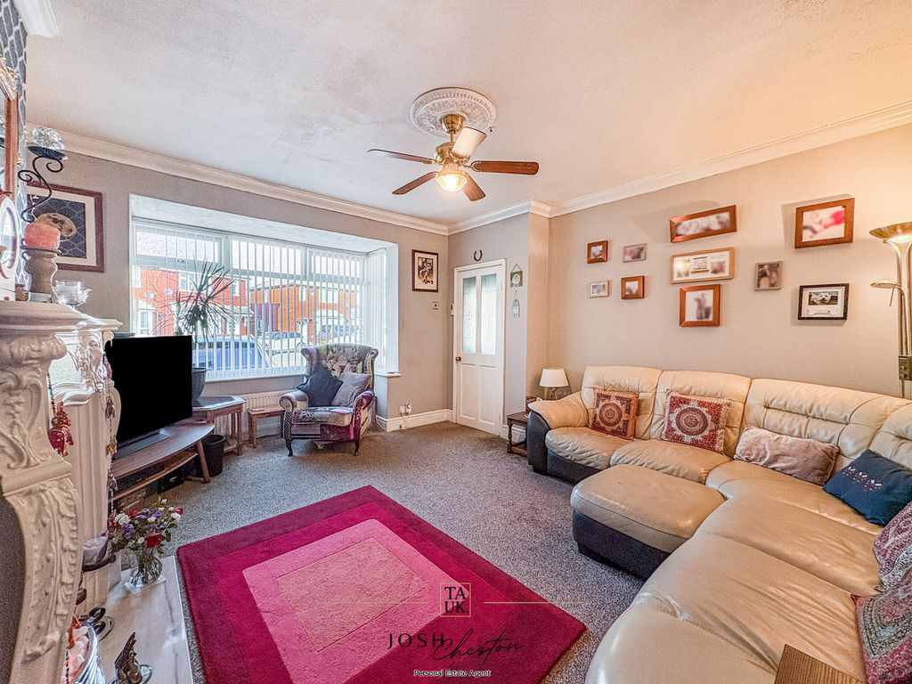 Property photo 3 of 21