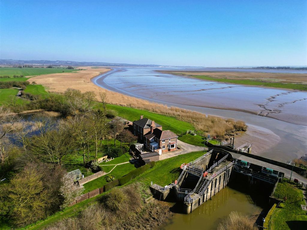 Property photo 1 of 31 Dji_0030.Jpg