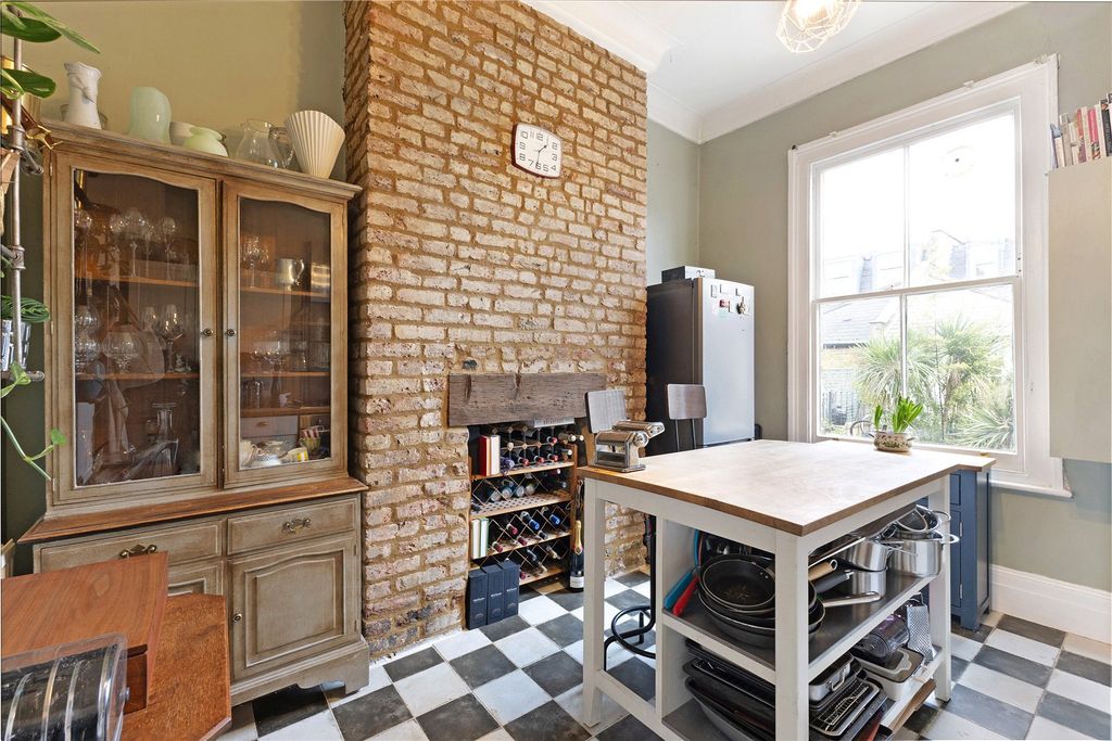 Property photo 2 of 13 Kitchen