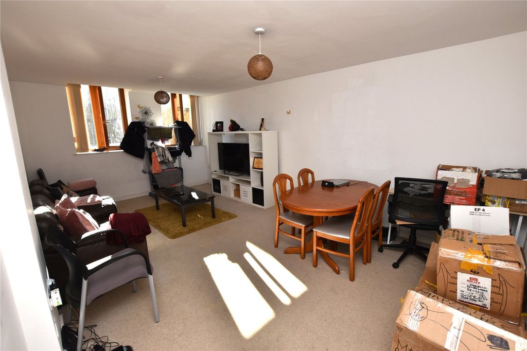 Property photo 2 of 9 Picture No. 02