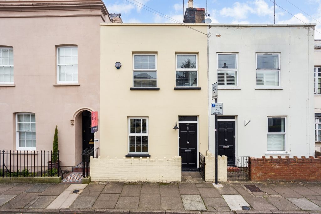 Property photo 1 of 15 80985_40 Montpell...