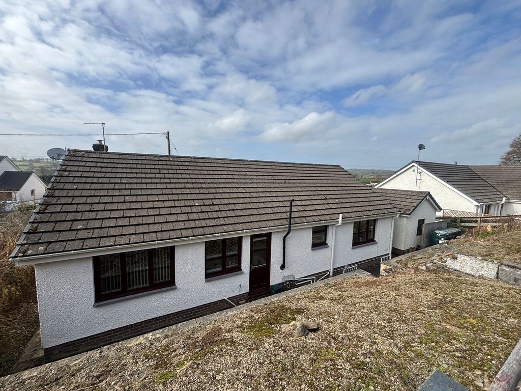 Property photo 2 of 15