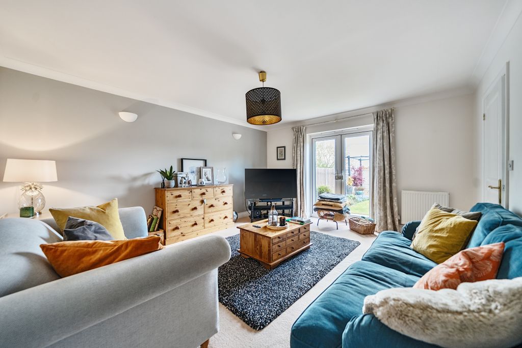 Property photo 2 of 21 12795472