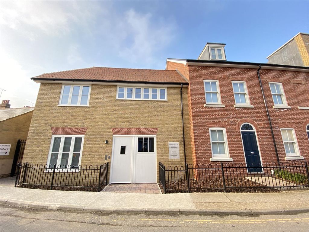 Property photo 1 of 11 External.Jpg