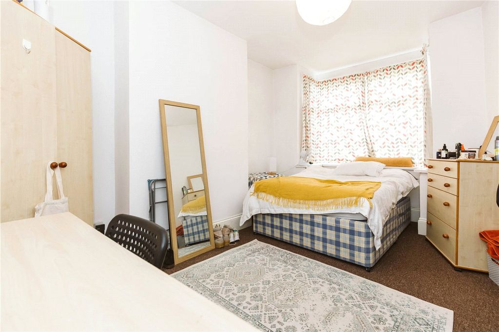 Property photo 1 of 11 Picture No. 22