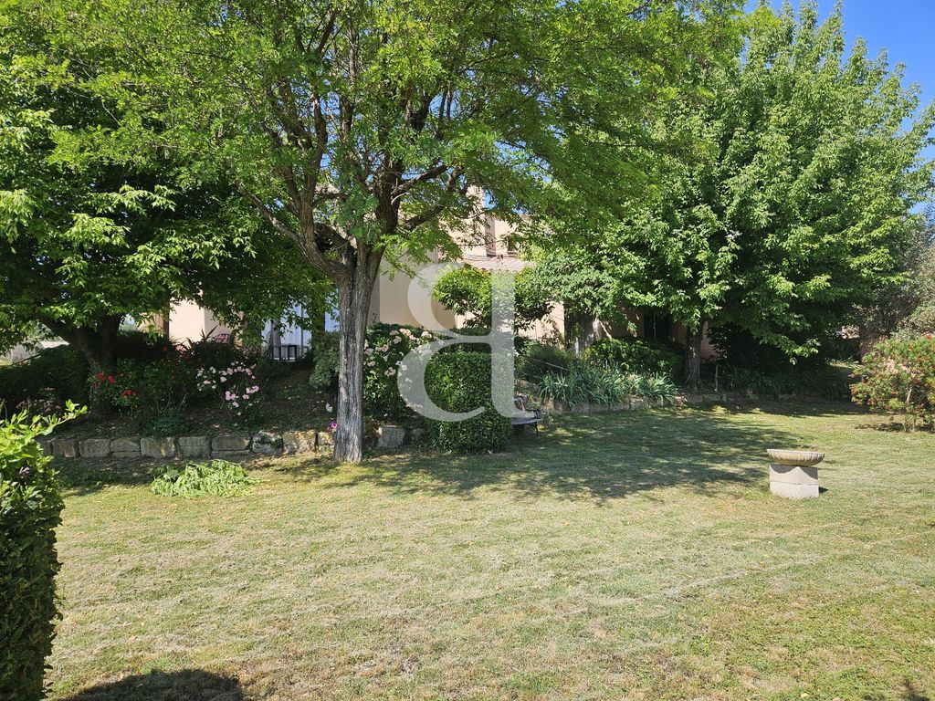Property photo 3 of 14 178170323920_Vm38013_39_Original
