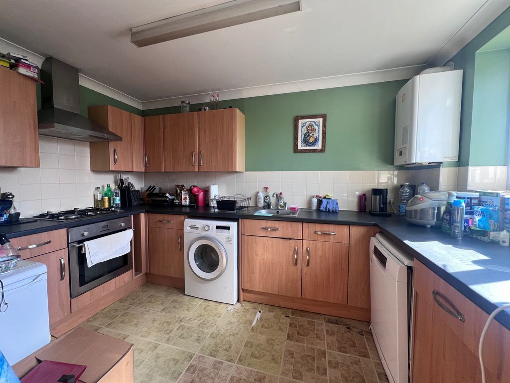 Property photo 3 of 5 Front