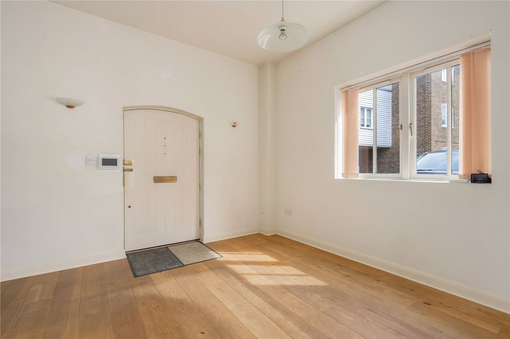 Property photo 2 of 19 Picture No. 07