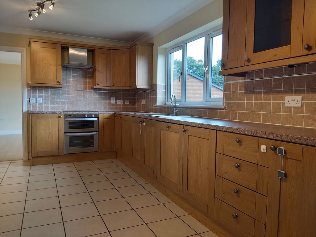 Property photo 2 of 22 Photo 21