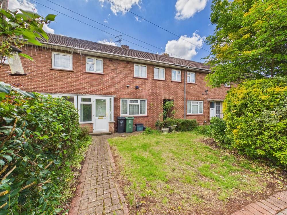 Property photo 1 of 13 Giraffe360-Still016