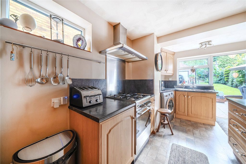 Property photo 3 of 17 Picture No. 06