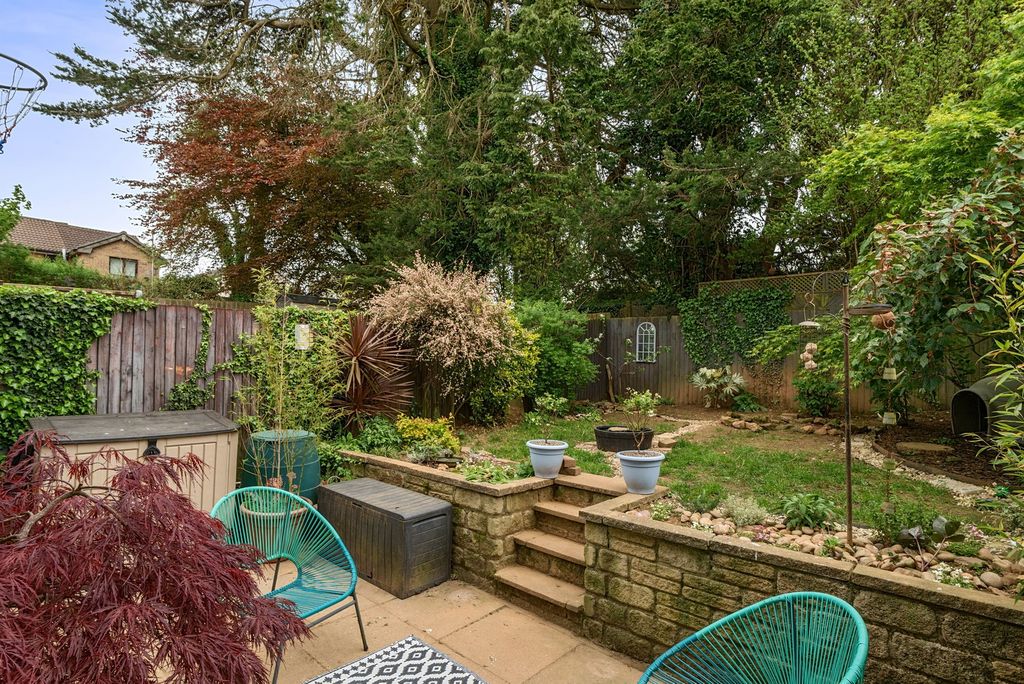 Property photo 3 of 11