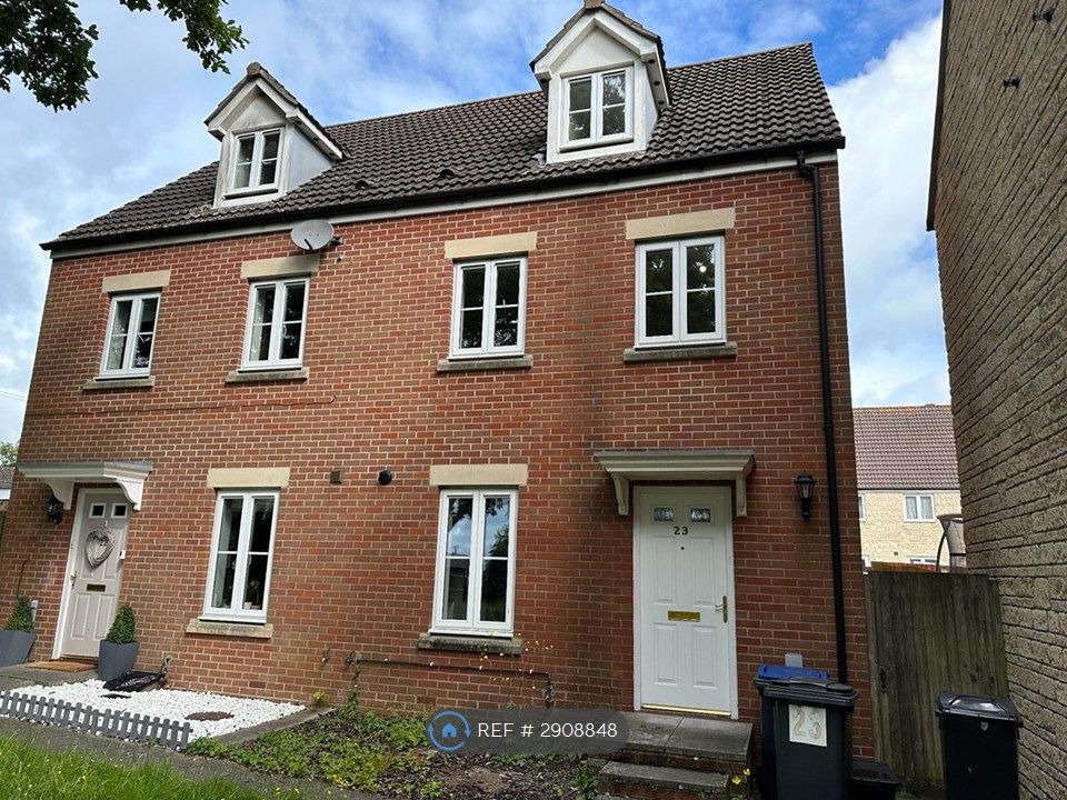 Property photo 1 of 9 Front