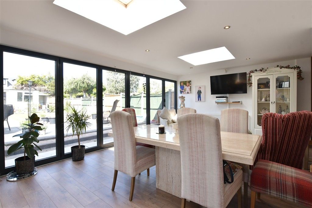 Property photo 1 of 22 Kitchen/Dining Area