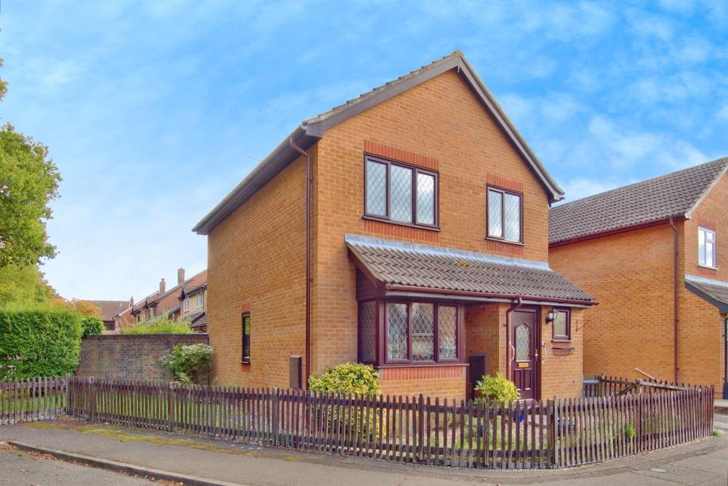 Property photo 1 of 17