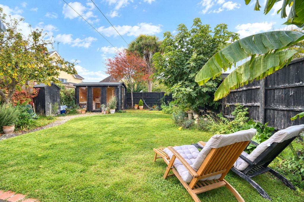Property photo 3 of 14 Picture No. 21