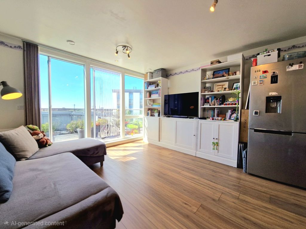 Property photo 2 of 11