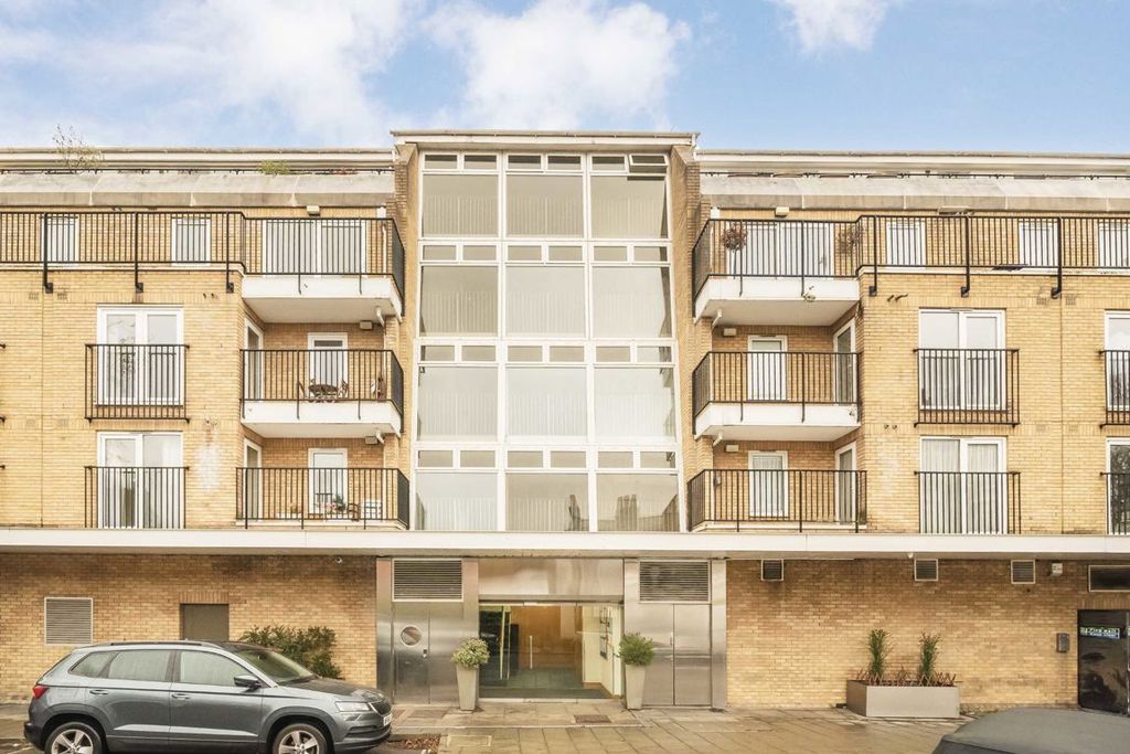 Property photo 1 of 6