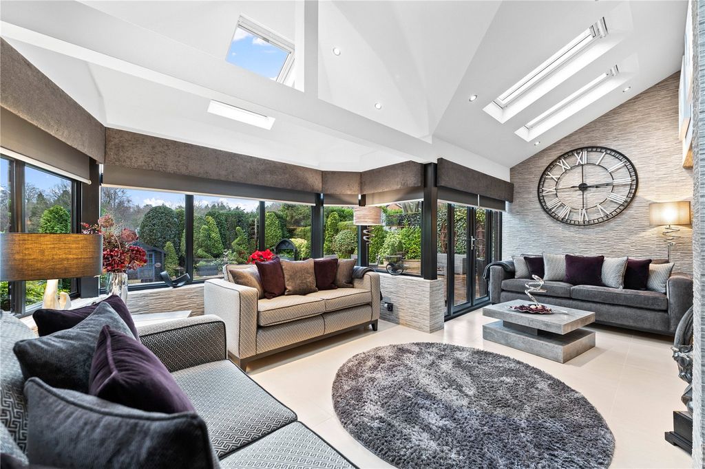 Property photo 2 of 36 Picture No. 37