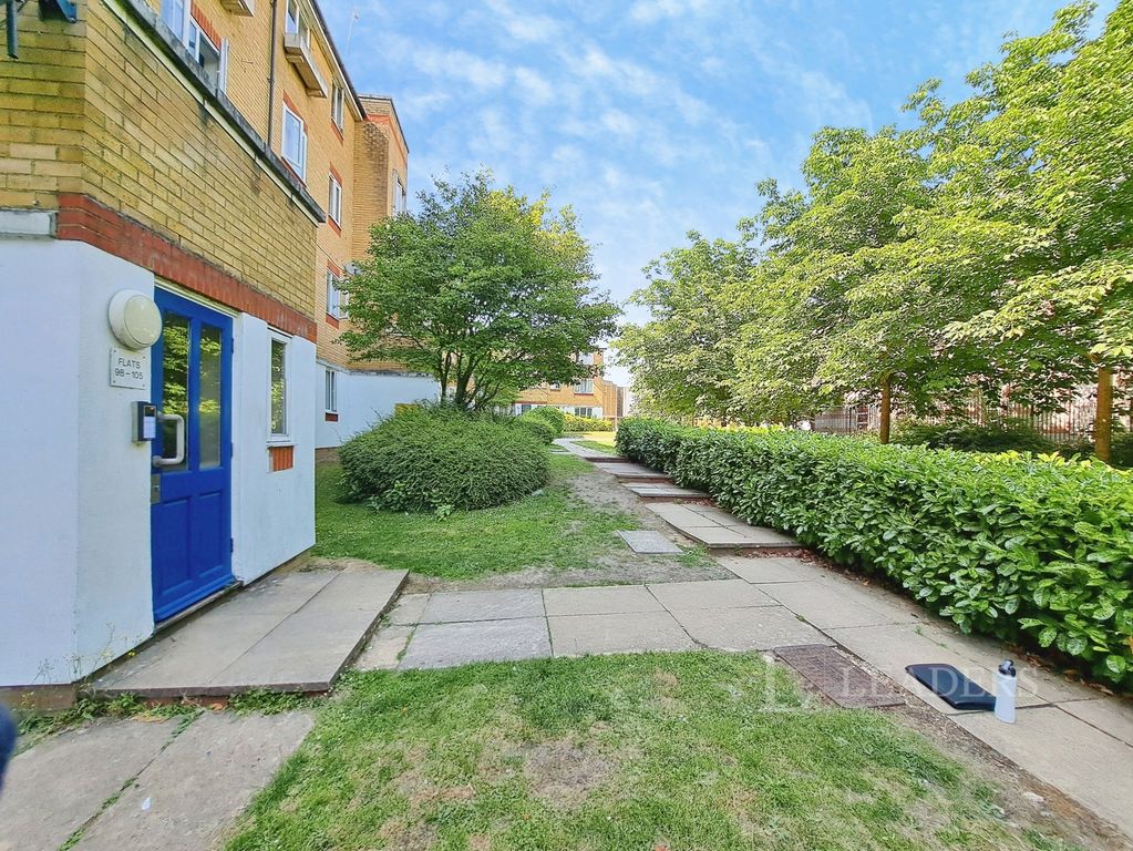 Property photo 2 of 11 Pbox-Img.Jpg