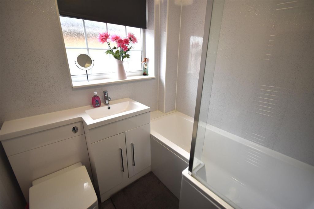 Additional image 8 of 3 bed detached bungalow for saleWentworth Drive, Goole DN14