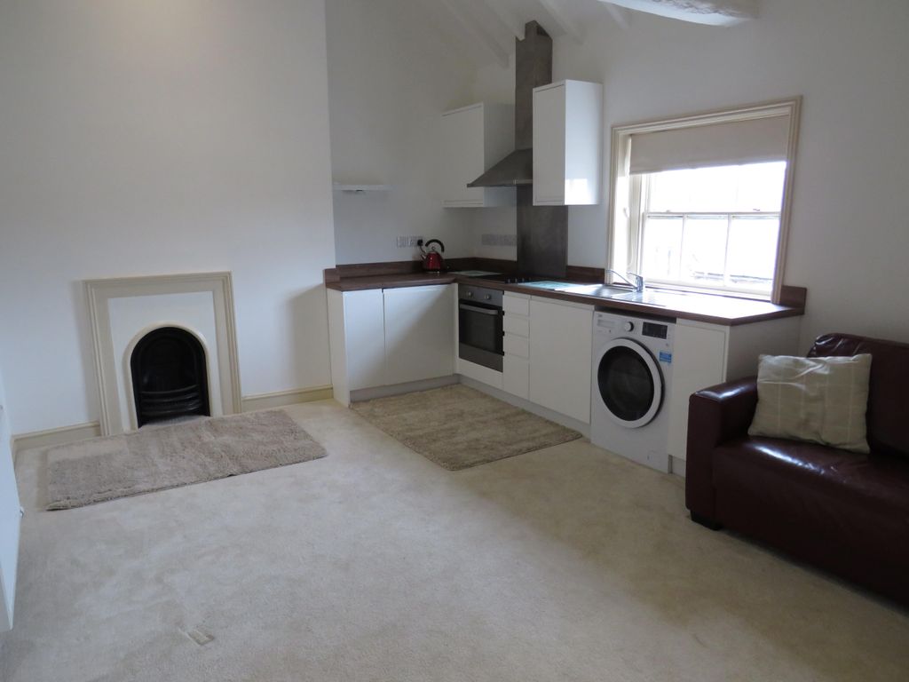 Property photo 1 of 12 Kitchen