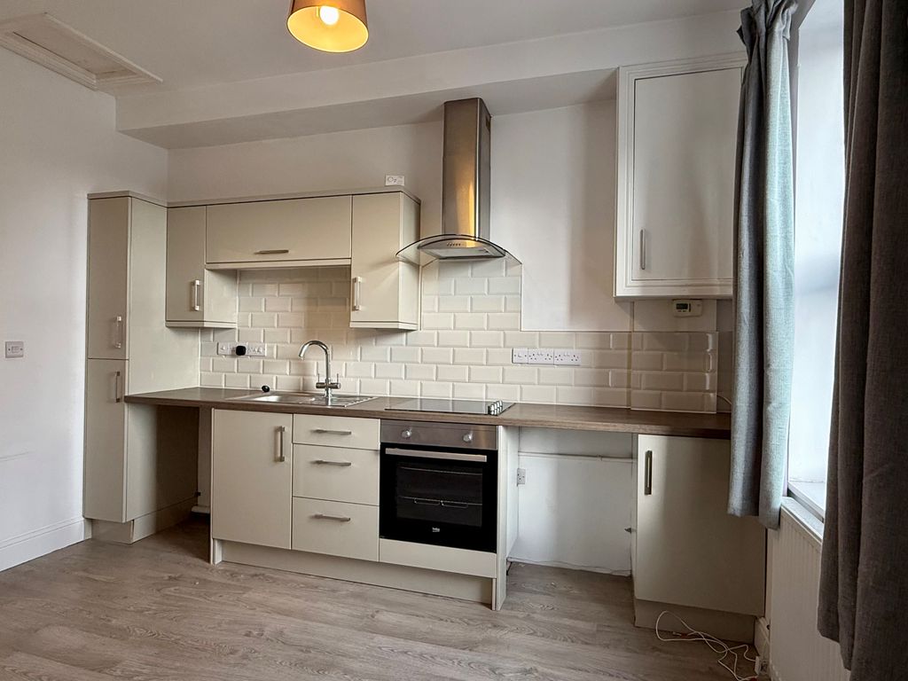 Property photo 2 of 10 Image