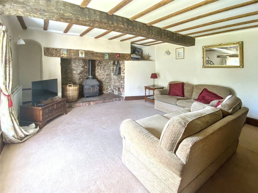 Property photo 2 of 16 Living Room