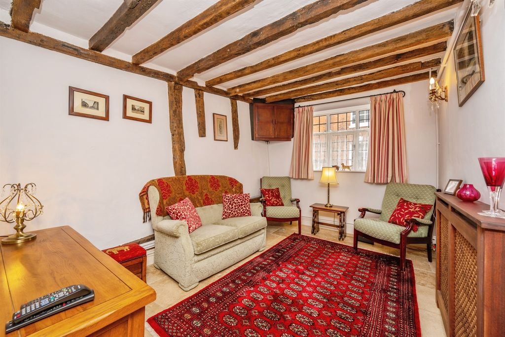 Property photo 3 of 25