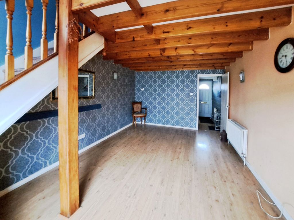 Property photo 2 of 10 8Acc66E8-20260411_102923