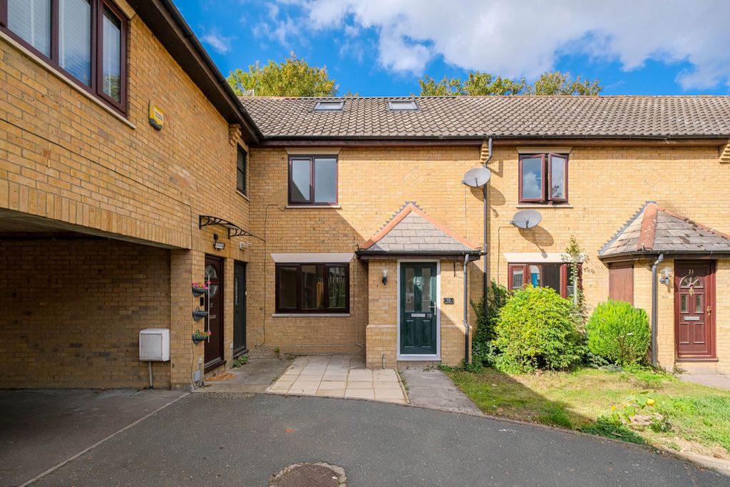 Property photo 1 of 31