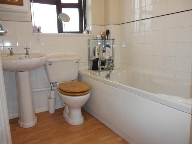 Property photo 3 of 6 Bathroom