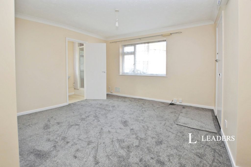 Property photo 1 of 6 Pbox-Img.Jpg