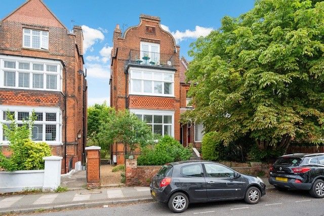 Property photo 1 of 9