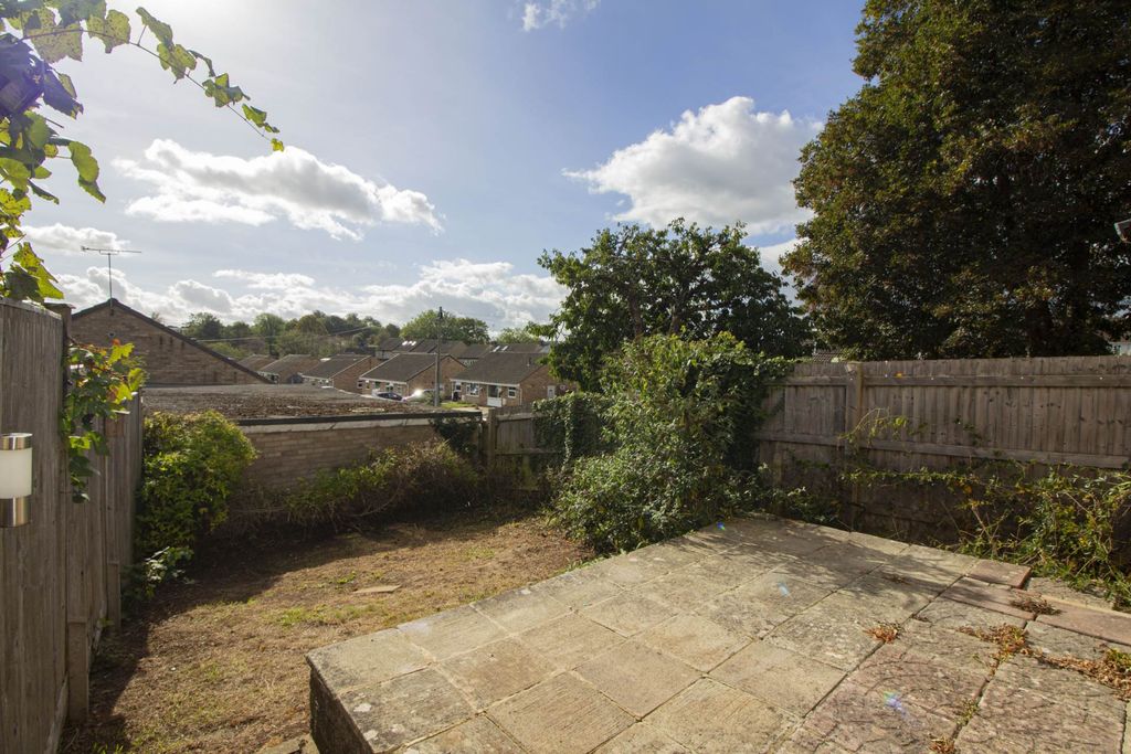 Property photo 2 of 14