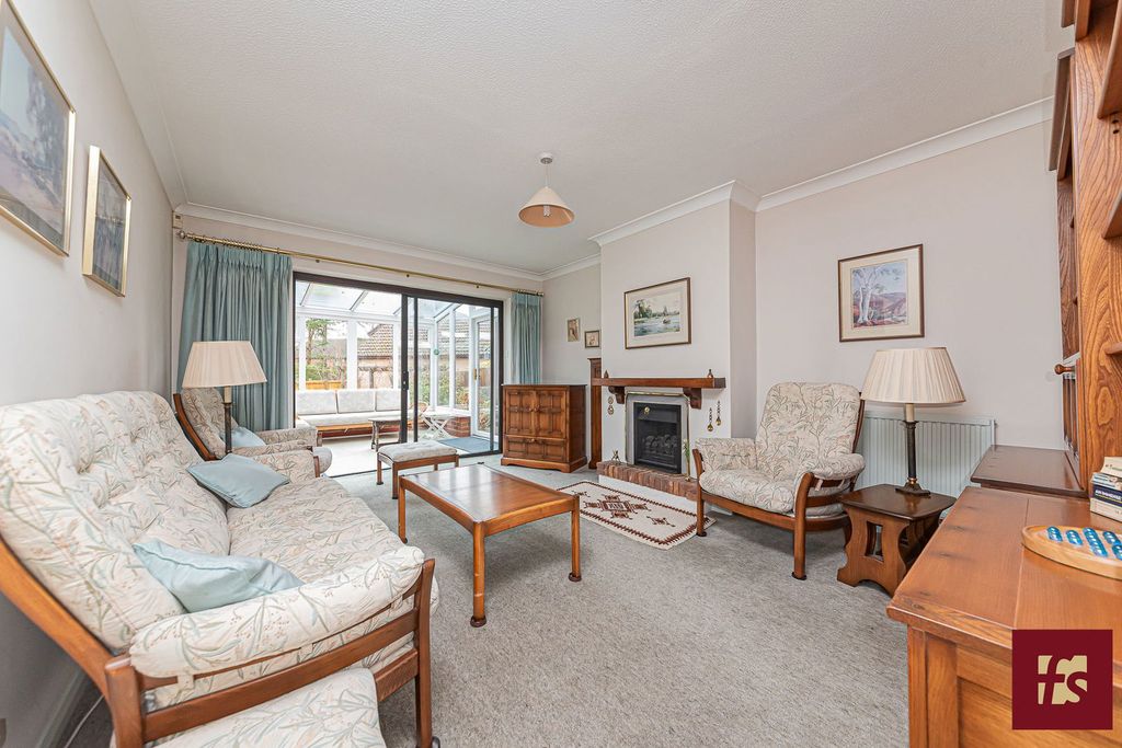 Property photo 3 of 19