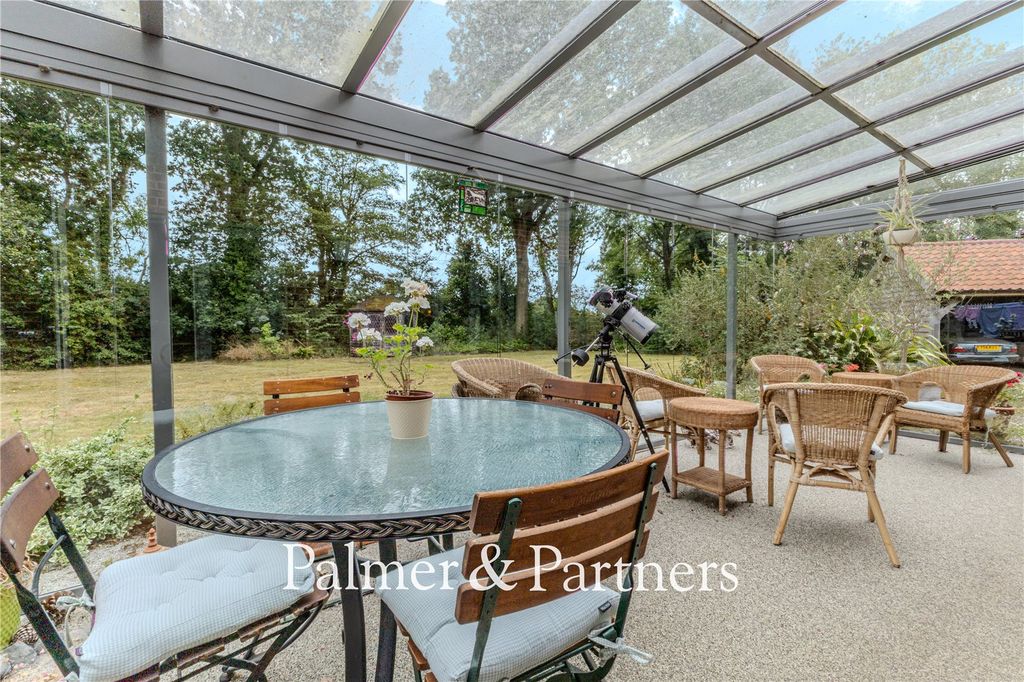 Property photo 3 of 35 Picture No. 29