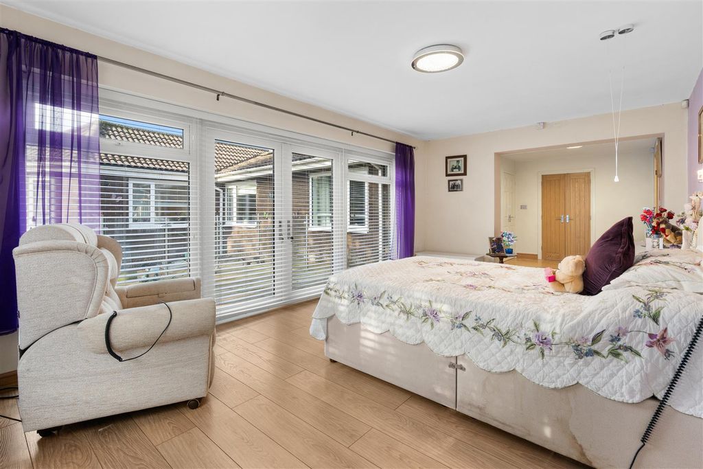 Additional image 12 of 5 bed bungalow for saleLumley Drive, Peterlee SR8