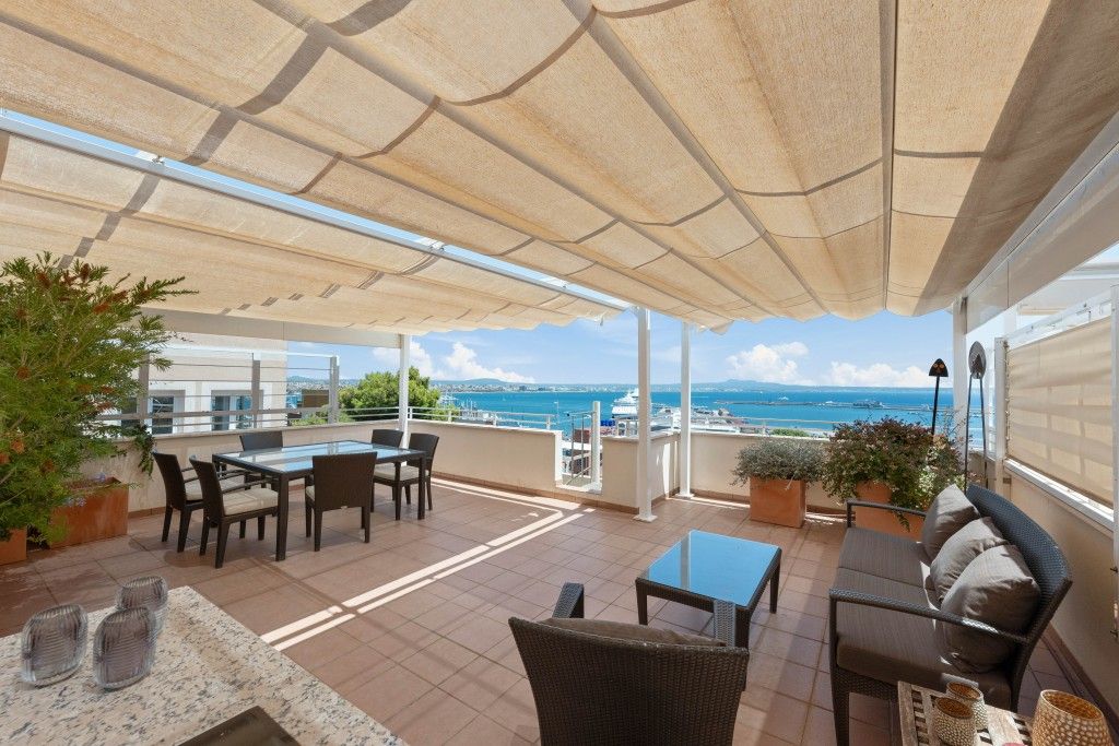 Property photo 1 of 20 Roof Terrace