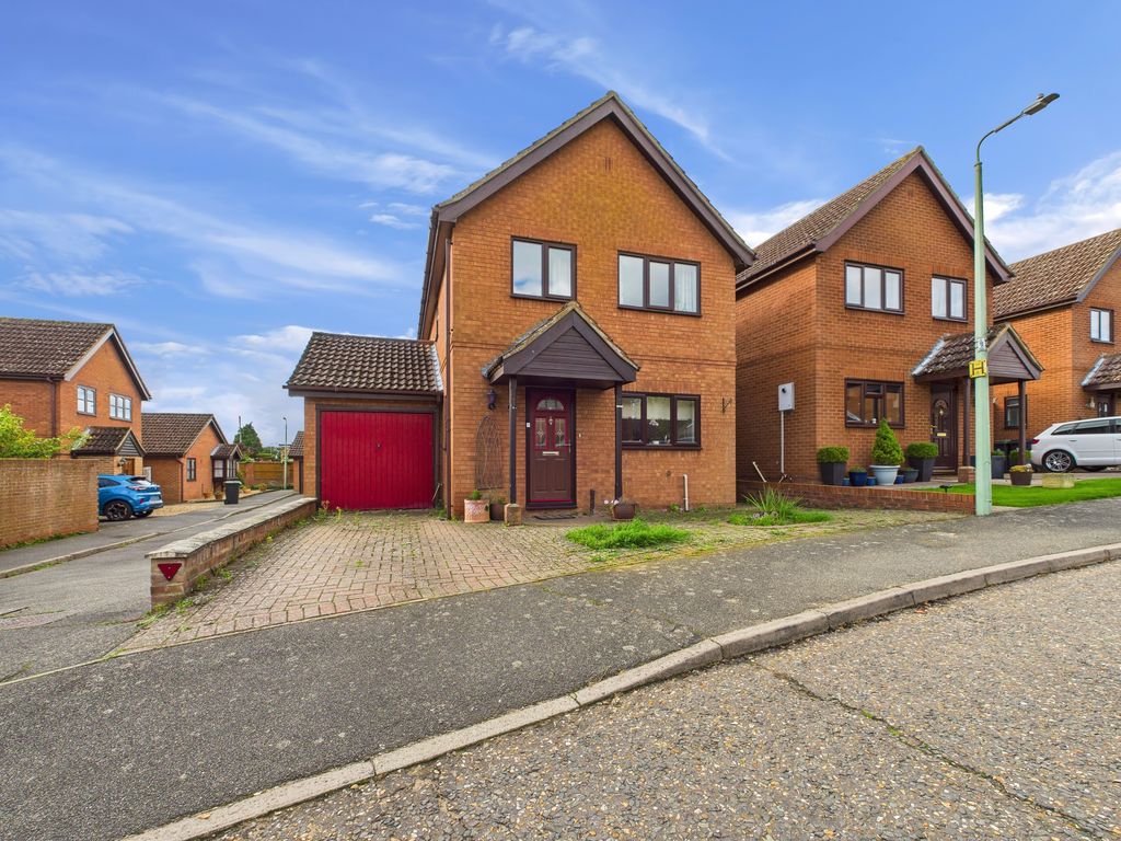 Property photo 1 of 12 Cam04058G0-Pr0041-Still013.Jpg